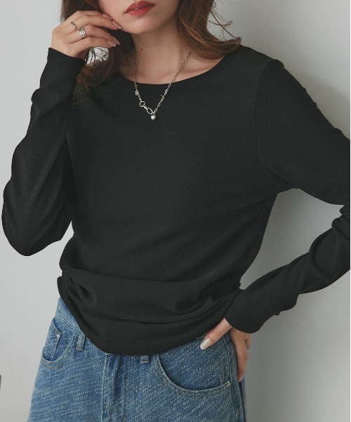 ad thie(アドティエ)の「CICA配合 前後2WAY リブトップス(Tシャツ/カットソー・レディース・オフホワイト/ブラック・LARGE/MEDIUM)」の20枚目の写真