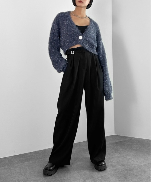 LVEU.（ラブユ.）の「【LVEU.】ラメシャギーニットカーディガン / トップス カーディガン カーデ 羽織り シャギー 起毛 クロップド ショート ボレロ ラメ ブラック ネイビー ZOZOTOWN限定（カーディガン/ボレロ・レディース・ネイビー/ブラック・FREE）」の3枚目の写真