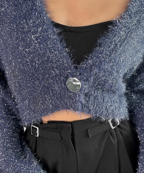 LVEU.（ラブユ.）の「【LVEU.】ラメシャギーニットカーディガン / トップス カーディガン カーデ 羽織り シャギー 起毛 クロップド ショート ボレロ ラメ ブラック ネイビー ZOZOTOWN限定（カーディガン/ボレロ・レディース・ネイビー/ブラック・FREE）」の9枚目の写真