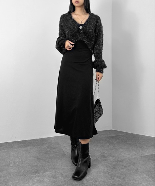 LVEU.（ラブユ.）の「【LVEU.】ラメシャギーニットカーディガン / トップス カーディガン カーデ 羽織り シャギー 起毛 クロップド ショート ボレロ ラメ ブラック ネイビー ZOZOTOWN限定（カーディガン/ボレロ・レディース・ネイビー/ブラック・FREE）」の16枚目の写真