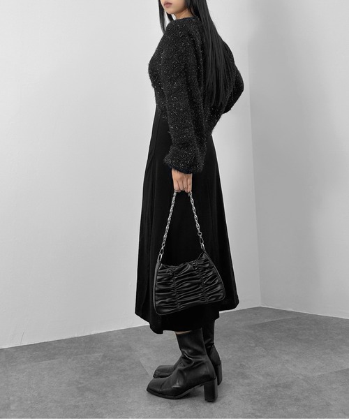 LVEU.（ラブユ.）の「【LVEU.】ラメシャギーニットカーディガン / トップス カーディガン カーデ 羽織り シャギー 起毛 クロップド ショート ボレロ ラメ ブラック ネイビー ZOZOTOWN限定（カーディガン/ボレロ・レディース・ネイビー/ブラック・FREE）」の17枚目の写真