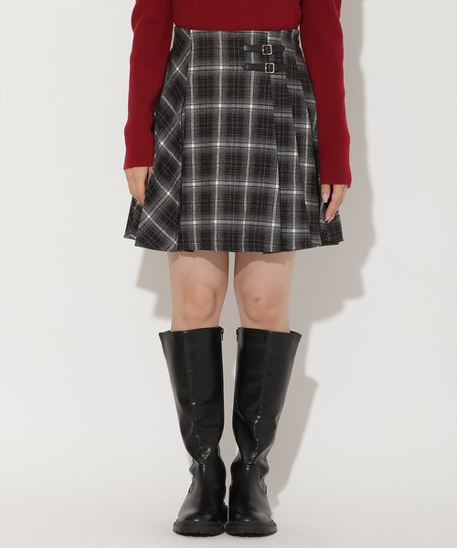AND COUTURE(アンドクチュール)の「チェックミニスカート(スカート・レディース・グレー系その他/ブラウン系その他/ブラック系その他・MEDIUM/SMALL)」の4枚目の写真