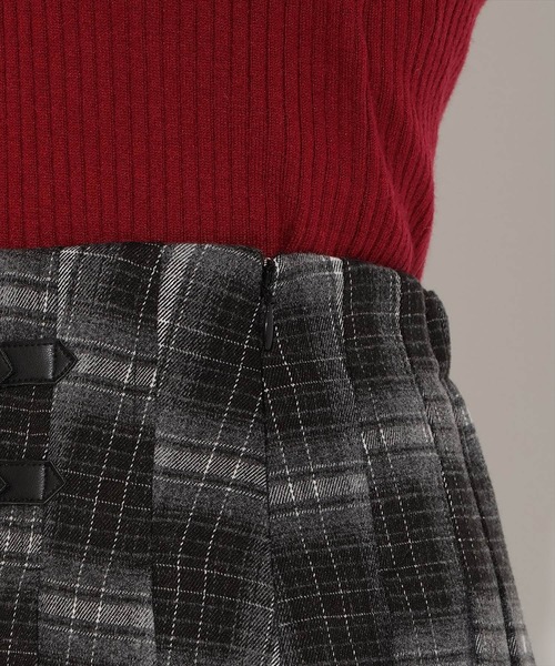 AND COUTURE(アンドクチュール)の「チェックミニスカート(スカート・レディース・グレー系その他/ブラウン系その他/ブラック系その他・MEDIUM/SMALL)」の8枚目の写真