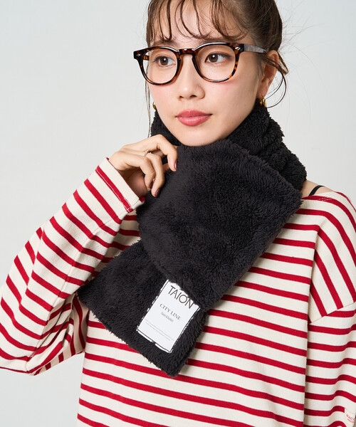 FREAK'S STORE(フリークスストア)の「限定展開 TAION/タイオン CITY REVERSIBLE DOWN SCARF/シティ リバーシブル ダウン スカーフ (ダウン・ボア)(マフラー・レディース・ブラック/オリーブ/オフホワイト・ONE SIZE)」の21枚目の写真