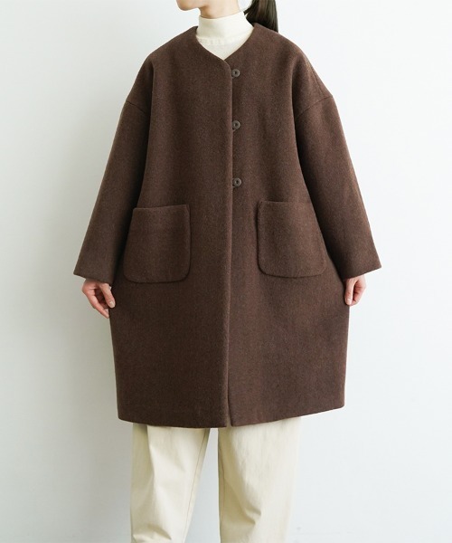 オオカミとシロクマのヴィーカ“ロングメルトン”（ノーカラーコート