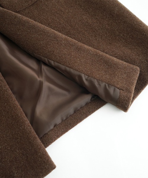 オオカミとシロクマのヴィーカ“ロングメルトン”（ノーカラーコート