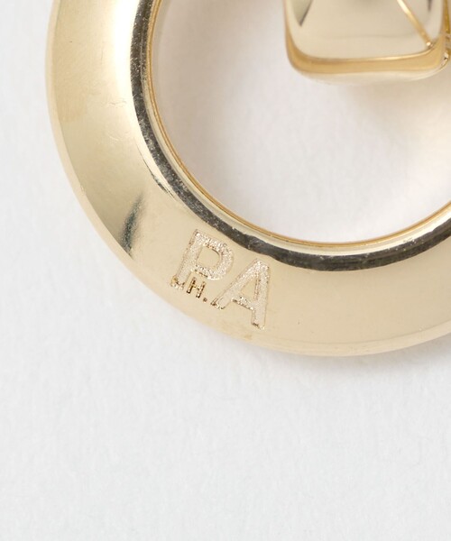 PHILIPPE AUDIBERT（フィリップ オーディベール）の「＜PHILIPPE AUDIBERT＞ALYSSA ピアス（ピアス（両耳用）・レディース・ゴールド・FREE）」の7枚目の写真