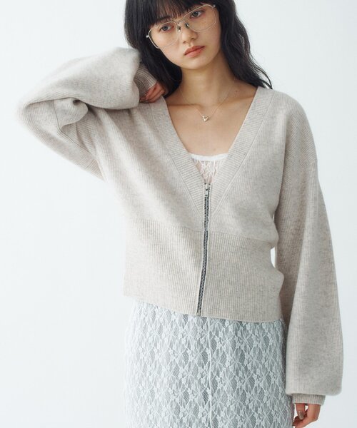 CODE A(コードエー)の「zip form cardigan(カーディガン/ボレロ・レディース・オフホワイト/グレー・00)」の3枚目の写真