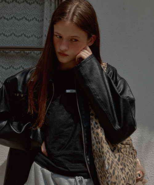 LETERIE（レテリー）の「STUD SINGLE COLLAR JACKET_BLACK（ライダースジャケット・レディース・ブラック・FREE）」の3枚目の写真