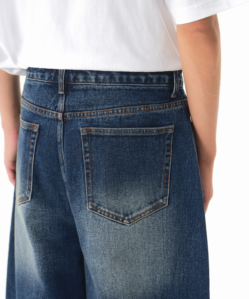 MUSINSA STANDARD（ムシンサスタンダード）の「ビッグブラシラージバルーンデニムパンツ[ミディアムインディゴ]（デニムパンツ・メンズ・その他・40/38/42/36/27/28/29/34/32/30/31/33/26）」の6枚目の写真
