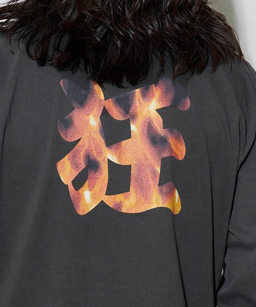 LONELY/論理(ロンリー)の「LONELY(論理)/ロンリー "MAD LONELY" HEAVY OZ LONG SLEEVE クルーネック ピグメント ロンT(Tシャツ/カットソー・メンズ・ブラック・L/XL/XXL)」の14枚目の写真