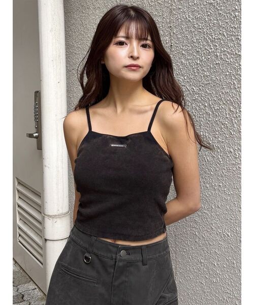 MURUA（ムルーア）の「ロゴプレートスクエアキャミ（キャミソール・レディース・ダークグレー/ブラウン/ホワイト/ネイビー/ブラック/グレー・FREE）」の17枚目の写真