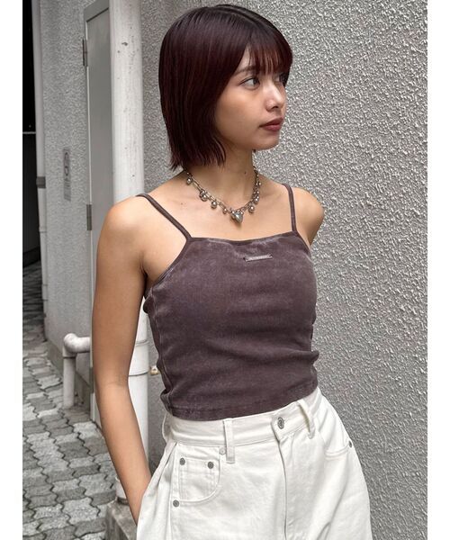 MURUA（ムルーア）の「ロゴプレートスクエアキャミ（キャミソール・レディース・ダークグレー/ブラウン/ホワイト/ネイビー/ブラック/グレー・FREE）」の19枚目の写真