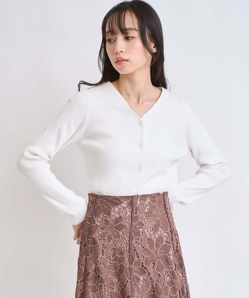 NOELA(ノエラ)の「カーデリブニットトップス(ニット/セーター・レディース・オフホワイト/モカ/ブラック・フリー)」の4枚目の写真