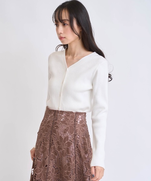 NOELA(ノエラ)の「カーデリブニットトップス(ニット/セーター・レディース・オフホワイト/モカ/ブラック・フリー)」の5枚目の写真