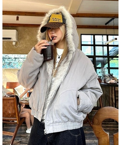 CHEER(チアー)の「フェイクファーフード中綿キルトブルゾン(ブルゾン・レディース・ブラック・M)」の9枚目の写真