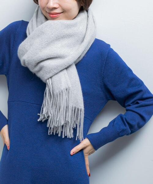 URBAN RESEARCH ROSSO WOMEN(アーバンリサーチ ロッソ)の「カシミヤストール(ストール/ショール・レディース・イエロー/オフホワイト/グレー・FREE)」の2枚目の写真