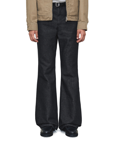 DECET(デケト)の「Loose Flared Jeans DCPT066CPBlack(デニムパンツ・メンズ・その他・26/28/30/32/34)」の22枚目の写真