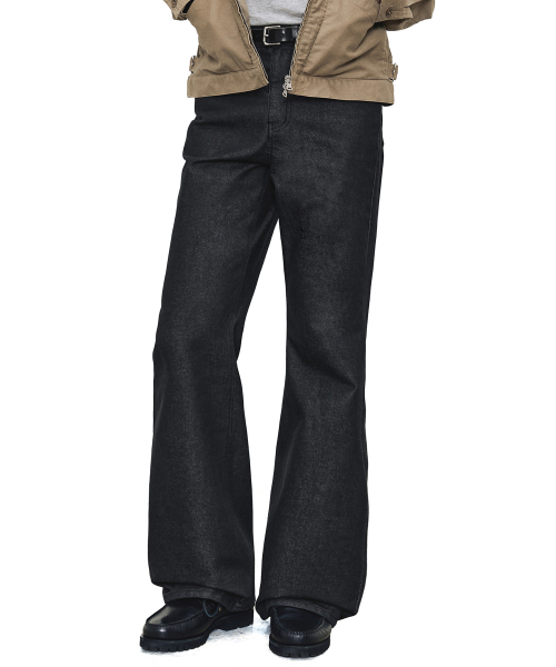 DECET(デケト)の「Loose Flared Jeans DCPT066CPBlack(デニムパンツ・メンズ・その他・26/28/30/32/34)」の16枚目の写真