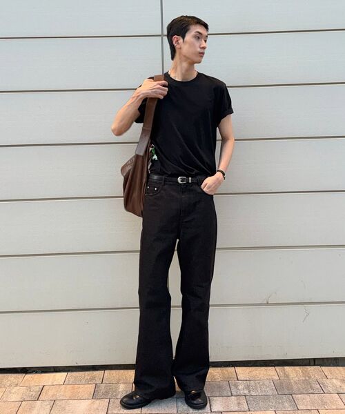 DECET(デケト)の「Loose Flared Jeans DCPT066CPBlack(デニムパンツ・メンズ・その他・26/28/30/32/34)」の3枚目の写真