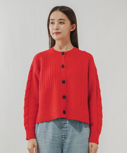 GLOBAL WORK(グローバルワーク)の「パッチワーク風ケーブルカーディガン/608406(カーディガン/ボレロ・レディース・ライトグレー/レッド/ネイビー・MEDIUM/LARGE)」の17枚目の写真