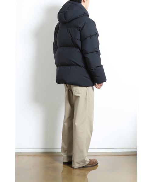 HORLISUN(ホーリーサン)の「Northcove Raglan hood Goosedown Jacket Black Navy(ダウンジャケット/コート・メンズ・その他・LARGE/MEDIUM/SMALL)」の2枚目の写真