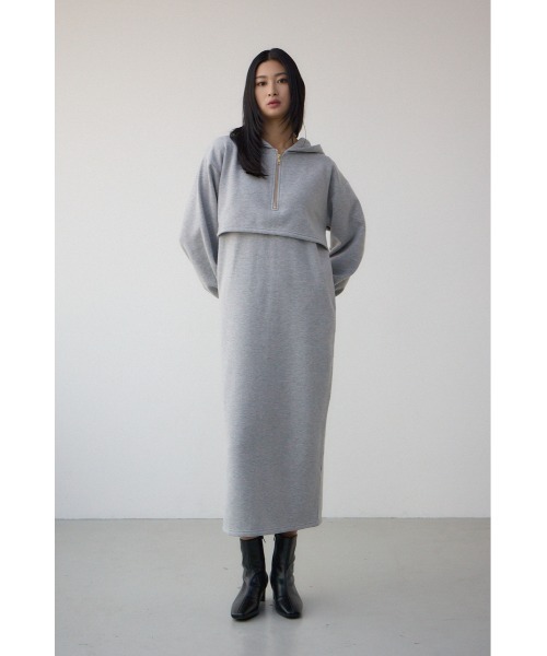 AZUL by moussy(アズールバイマウジー)の「レイヤード風裏起毛フーディーワンピース 春服 冬服 秋服 長袖 スウェット パーカー ハーフジップ(ワンピース・レディース・杢グレー/ブラック・MEDIUM/SMALL)」の17枚目の写真