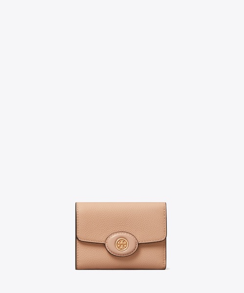 TORY BURCH（トリーバーチ）の「ロビンソン ペブルド スモールウォレット（財布・レディース・サンドベージュ・ONE SIZE）」の2枚目の写真