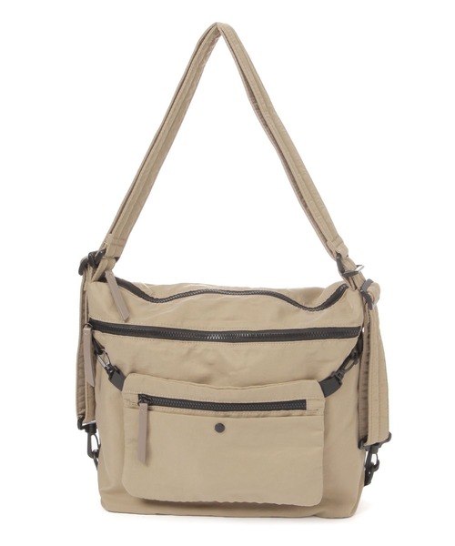 studio CLIP（スタディオクリップ）の「マルチWAYショルダーリュック（ショルダーバッグ・レディース・ブラック/カーキ/ベージュ・FREE）」の4枚目の写真