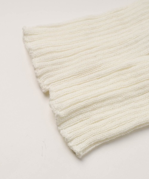 URBAN CHERRY（アーバンチェリー）の「ワンポイントチェリーロゴ刺繍ルーズソックス（レッグウォーマー・キッズ・ホワイト・FREE）」の8枚目の写真