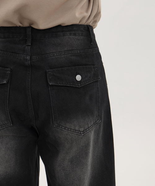 ACSHI(アクシ)の「バックフラップポケットバルーンフィットワイドデニムパンツユニセックス(ブラック)(デニムパンツ・メンズ・その他・S/M/L/XL/XS/XXL)」の3枚目の写真