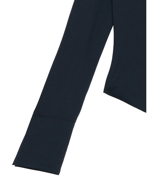 Ameri(アメリ)の「SQUARE COLLAR BACK SATIN BLOUSE(シャツ/ブラウス・レディース・アイボリー/ネイビー/ライトグリーン・SMALL/MEDIUM)」の13枚目の写真