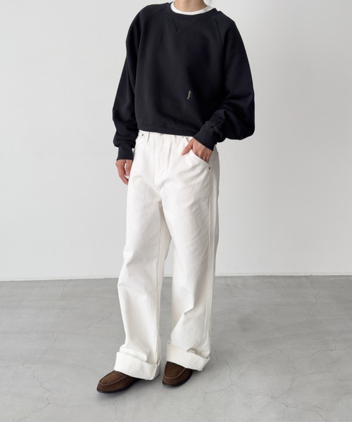 CANAL JEAN(キャナルジーン)の「HARING ラグランクロップドトレーナー 裏毛(スウェット・レディース・スミクロ/ライトアッシュグレー/オフホワイト・ONE SIZE)」の10枚目の写真