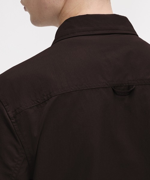 FRED PERRY(フレッドペリー)の「Ripstop Pocket Overshirt/リップストップポケットオーバーシャツ(シャツ/ブラウス・メンズ・ベージュ/ダークカーキ・S/M/L)」の6枚目の写真