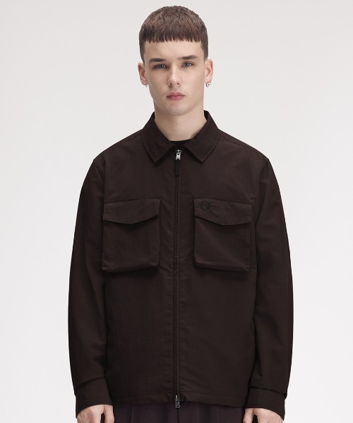 FRED PERRY(フレッドペリー)の「Ripstop Pocket Overshirt/リップストップポケットオーバーシャツ(シャツ/ブラウス・メンズ・ベージュ/ダークカーキ・S/M/L)」の8枚目の写真
