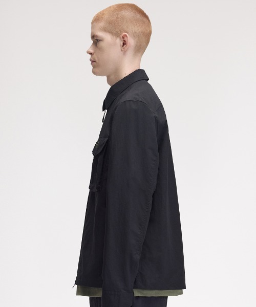 FRED PERRY(フレッドペリー)の「Ripstop Pocket Overshirt/リップストップポケットオーバーシャツ(シャツ/ブラウス・メンズ・ベージュ/ダークカーキ・S/M/L)」の17枚目の写真