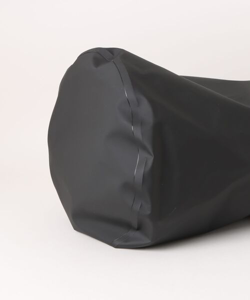 RVCA(ルーカ)の「RVCA メンズ RADIUS BUCKET トートバッグ 【2026年春夏モデル】(トートバッグ・メンズ・ブラック・FREE)」の3枚目の写真