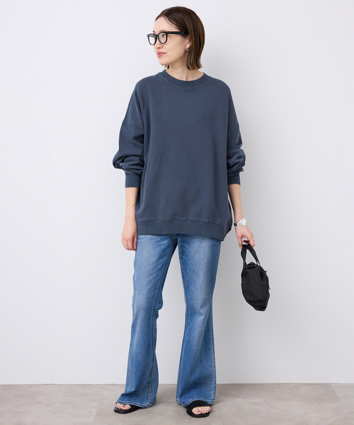 SLOBE IENA(スローブイエナ)の「《WEB限定/追加》ビックシルエットピグメント裏毛プルオーバー(スウェット・レディース・ブラック系その他/ベージュ/ネイビー・FREE)」の17枚目の写真