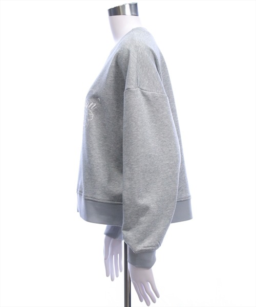 clear（クリア）の「フラワープリントロゴ刺繍スウェット[カジュアル 着回し抜群 大人 ガーリー]≪新作≫（スウェット・レディース・グレー/オフホワイト・F）」の15枚目の写真