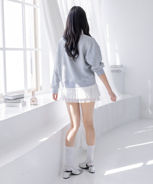 clear（クリア）の「フラワープリントロゴ刺繍スウェット[カジュアル 着回し抜群 大人 ガーリー]≪新作≫（スウェット・レディース・グレー/オフホワイト・F）」の10枚目の写真