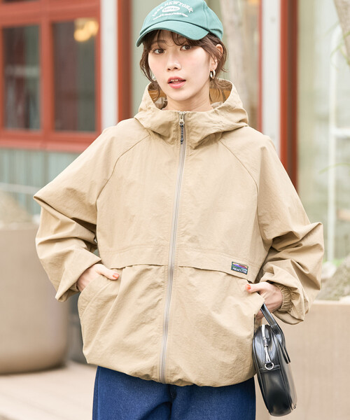 FREAK'S STORE（フリークスストア）の「限定展開　FREAK'S STORE OUTDOORS 撥水 花粉 防止 マウンテンパーカー (パッカブル)（マウンテンパーカー・レディース・オリーブ/ブラック/ブルー/ベージュ・ﾌﾘ-）」の10枚目の写真