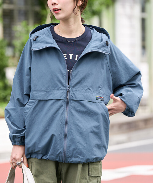 FREAK'S STORE（フリークスストア）の「限定展開　FREAK'S STORE OUTDOORS 撥水 花粉 防止 マウンテンパーカー (パッカブル)（マウンテンパーカー・レディース・オリーブ/ブラック/ブルー/ベージュ・ﾌﾘ-）」の12枚目の写真