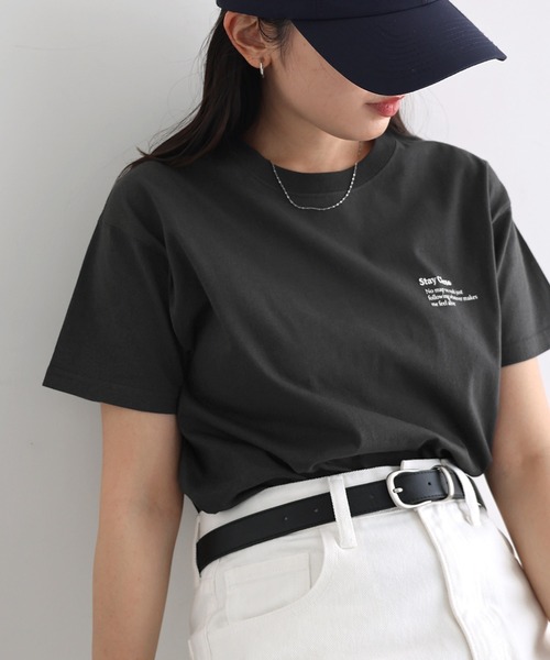 andme(アンドミー)の「汗染み防止ワンポイントロゴ刺繍Tシャツ(Tシャツ/カットソー・レディース・スミクロ/キナリ/オフホワイト・S/M)」の16枚目の写真