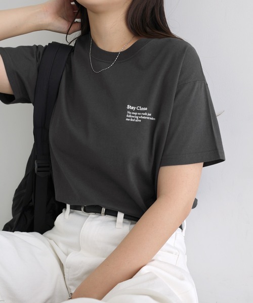 andme(アンドミー)の「汗染み防止ワンポイントロゴ刺繍Tシャツ(Tシャツ/カットソー・レディース・スミクロ/キナリ/オフホワイト・S/M)」の18枚目の写真