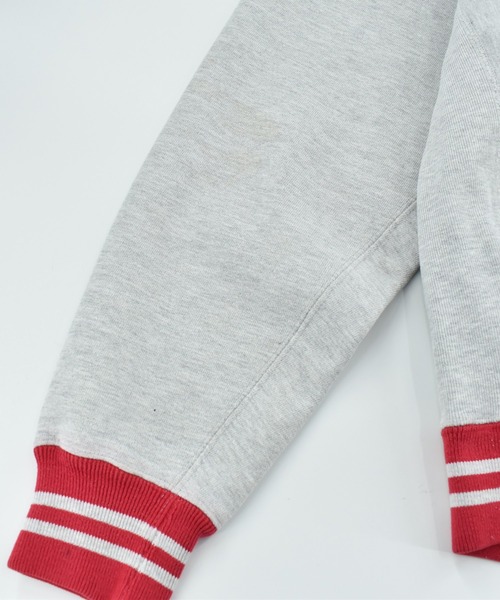 LABORATORY R（ラボラトリーアール）の「【USED】90’s Champion ロゴ刺繍 リバースウィーブ スウェット USA製（スウェット・メンズ・グレー・LARGE）」の10枚目の写真