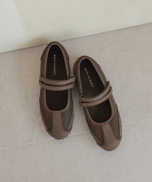 LOWRYS FARM（ローリーズファーム）の「Ｗバンドメッシュスニーカー 637824（スニーカー・レディース・ブラウン/ブラック/アイボリー・LARGE/MEDIUM）」の3枚目の写真