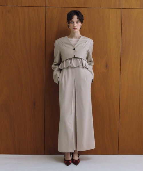 ANDRESD（アンドレスド）の「スラッシュポケットクロップドジャケット / slash pockets cropped jacket（ノーカラージャケット・レディース・グレイッシュベージュ/ブラック/チャコール・S/L/M）」の6枚目の写真