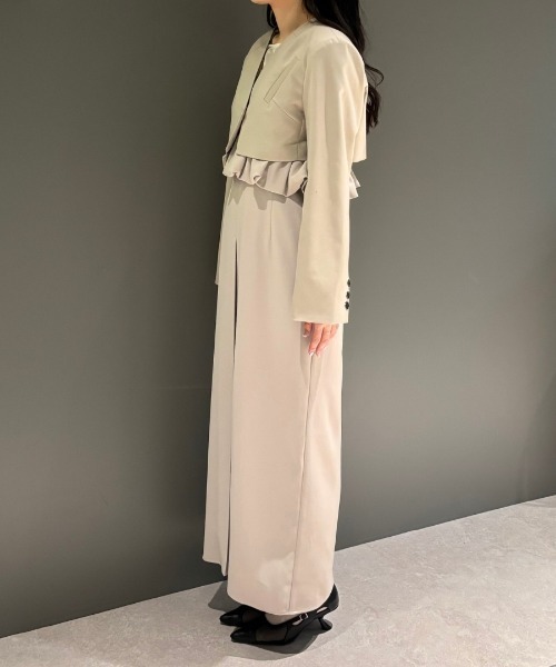 ANDRESD（アンドレスド）の「スラッシュポケットクロップドジャケット / slash pockets cropped jacket（ノーカラージャケット・レディース・グレイッシュベージュ/ブラック/チャコール・S/L/M）」の20枚目の写真