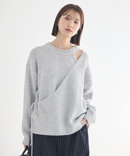 earth music&ecology(アースミュージックアンドエコロジー)の「サイドリボンカシュクールニット(ニット/セーター・レディース・サックスブルー/ライラック/グレー・FREE)」の11枚目の写真
