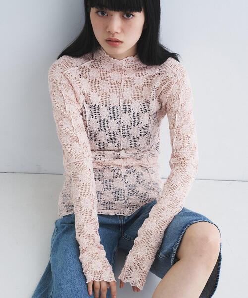 CODE A(コードエー)の「floral lace highneck tops(Tシャツ/カットソー・レディース・ピンク/ホワイト/ブラック・00)」の3枚目の写真